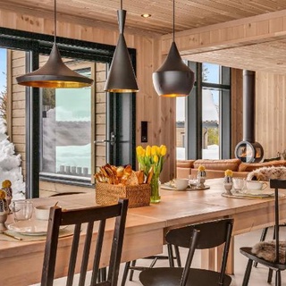 Private Room in Beautiful Mountain Home w/ Sauna
