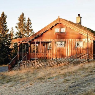 Stunning Home In Sjusjøen With Kitchen